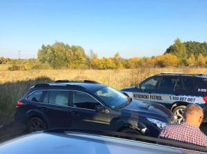 [VIDEO] Ekipa Rutkowskiego pomogła odzyskać wczoraj 2 dzieci ukrywanych w Gdańsku przed matką przez mściwego ojca. Policja, którą ojciec chciał wykorzystać do pomocy, zezwoliła na wyjazd matki i dzieci w asyście radiowozu Rutkowskiego