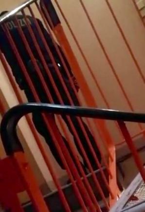 Rutkowski przerzuca wszystkie siły by dopaść Artura Guhl. To on przetrzymuje bezprawnie od 4 miesięcy 4 letniego Adriana i chowa się w różnych miejscach w Europie. Początek akcji z Policją Niemiecką!