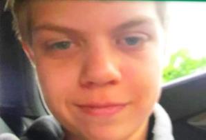 [VIDEO] Polish Nightmare in the Netherlands. The officials took her three sons and gave the addict? Did Dutchman Kees Bedeschi, who attacked the Christmas tree and confessed to taking drugs, be the appropriate guardian for the three sons of Beata Olejnik?