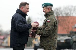 Koniec manewrów Anakonda 18. Prezydent na podsumowaniu ćwiczeń NATO w Dowództwie Wielonarodowej Dywizji w Elblągu
