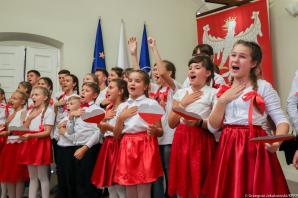 Młodzi Rodacy z Ukrainy z wizytą u Pierwszej Damy