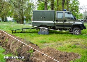 Mobilizacja służb dla bezpieczeństwa mieszkańców – niewybuch zabezpieczony przez saperów i policjantów