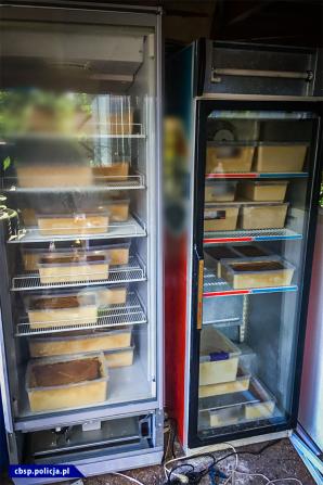 [VIDEO] Największe przejęcie narkotyków syntetycznych w Polsce – CBŚP wyeliminowało blisko tonę środków psychotropowych