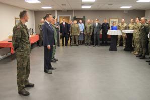 Wicepremier M. Błaszczak: jesteśmy gotowi szkolić ukraińskich pilotów F-16 w Polsce