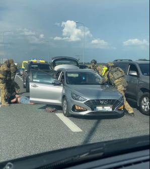 [VIDEO] Dwóch 27-latków w samochodzie przewoziło 10 kg marihuany