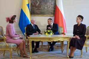 [VIDEO] Historyczna wizyta Króla Szwecji wraz z małżonką w Polsce po 15 latach. Prezydent Karol Nawrocki: relacje są doskonałe