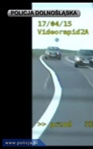 Brawurowa i szaleńcza jazda nauczyciela, który przewoził uczniów