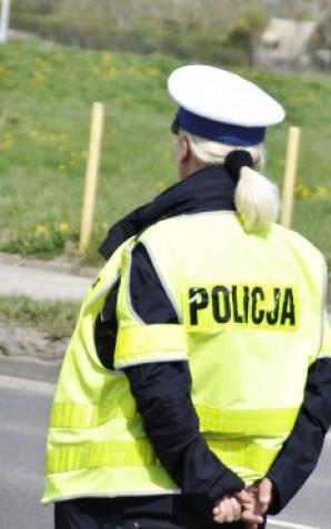 Nietrzeźwa matka przywiozła 6-latkę do szkoły