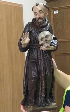 Wielkopolska: Ukradł rzeźbę Św. Franciszka – jest w rękach policjantów