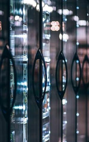 Ograniczenia sprzedaży alkoholu. Wypowiedz się, jesteś za czy przeciw?