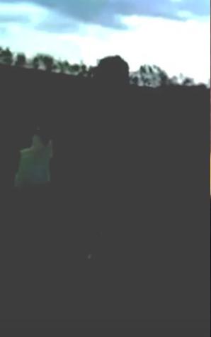 [VIDEO] TOGI BEZ SUMIEŃ: 9-latka pomiędzy polami uciekła do mamy. Nie pomógł Prezes Sądu w Przeworsku, ani kuratorzy. 7-letni braciszek Michał jest wciąż więziony. A Sąd Okręgowy w Przemyślu domaga się od nas sprostowania!