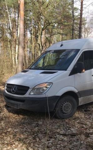 Lubin: policjanci odzyskali skradzionego mercedesa i zatrzymali złodzieja oraz pasera