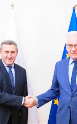 O bieżących sprawach Minister Spraw Zagranicznych Polski z Ambasadorem Ukrainy w Polsce A.Deszczycą