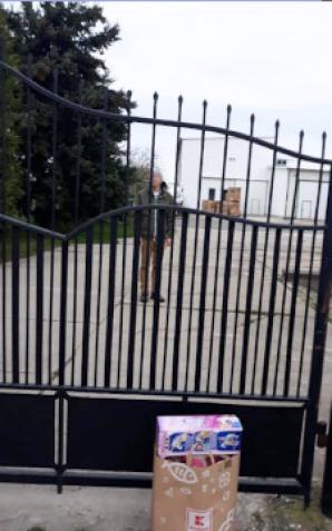 [VIDEO] Do uwięzionej w swoim domu 4-letniej córeczki, w dniu jej urodzin, Robert M. nie dopuścił matki. Czy kierownik OZSS w Radomiu Anna Dudnik da się dziś nabrać na jego agresywne kłamstwa i dopuści do porwania drugiego dziecka?