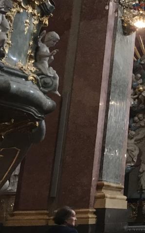 Słowo na niedzielę 19 września z Częstochowy. To tu Błogosławiony Kardynał Stefan Wyszyński składał Śluby Jasnogórskie. A Prezydent, Premier i Marszałek Sejmu po Beatyfikacji - wieńce pod jego pomnikiem