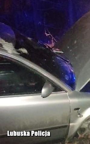 Mając ponad 3 promile obywatel Ukrainy rozbił samochód. Jazda pijanego kierowcy mogła skończyć się tragicznie