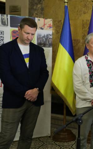 Wicepremier prof. Piotr Gliński wziął udział w spotkaniu ministrów kultury we Lwowie. W wydarzeniu wzięli udział ministrowie kultury: Polski, Czech, Estonii, Litwy, Łotwy, Mołdawii, Rumunii, Słowacji, Ukrainy i Węgier