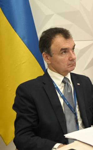 Minister Edukacji i Nauki Przemysław Czarnek rozmawiał z ukraińskim Ministrem Oświaty i Nauki Serhiyem Shkarletem. Tematem spotkania były przygotowania do nowego roku szkolnego 2022/2023.