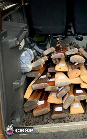 [VIDEO] CBŚP przejęło 134 jednostki broni