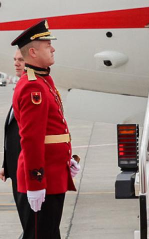 O bezpieczeństwie w ramach NATO, przystąpieniu Albani do Unii Europejskiej i współpracy turystycznej. Para Prezydencka w Tiranie