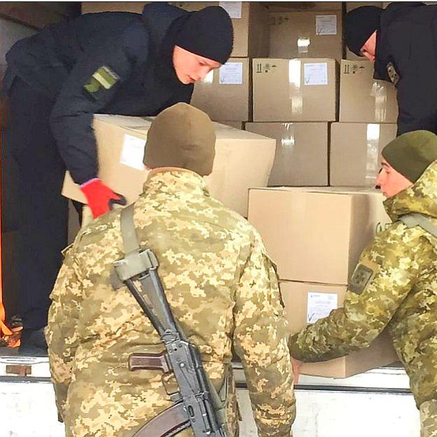 [VIDEO] Przemyt 50 tys. maseczek do Polski uniemożliwiła ukraińska straż graniczna [PL/UA]