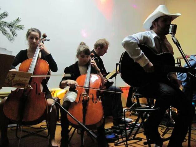 Nowiny z Kurpi... Przedpremierowe i debiutanckie występy artystów na 