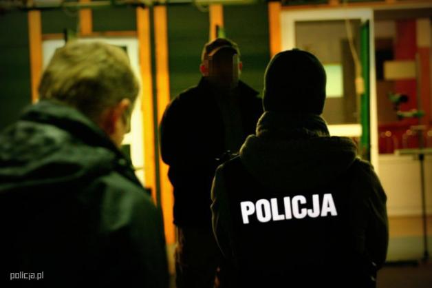 Policjanci szkolą się z antyterrorystami