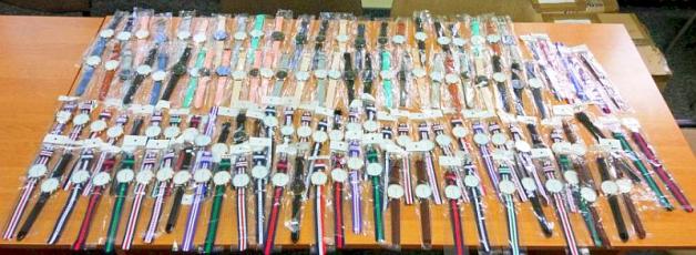 Wpadł w ręce policji, bo oferował w Internecie zegarki znanych marek, za dużo niższą cenę