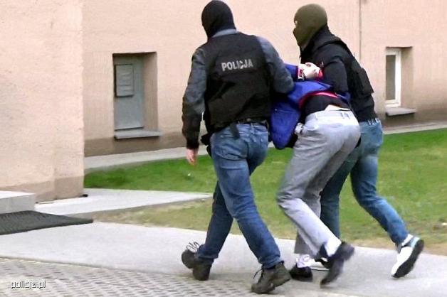 Poszukiwany europejskim nakazem aresztowania za udział w zabójstwie na terenie Niemiec, zatrzymany przez rzeszowskich kryminalnych