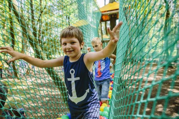 Dzięki budżetowi obywatelskiemu na Julianowie powstał park linowy