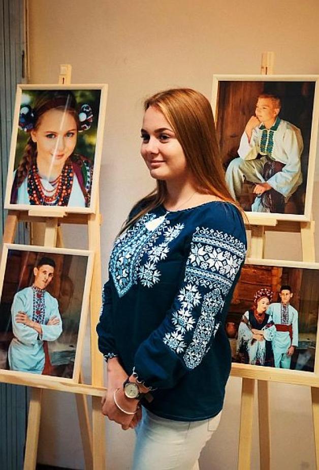 Z okazji Dnia Obrońców Ukrainy w Ambasadzie w Warszawie odbyła się prezentacja projektu ETNO Photo Session PL/UA