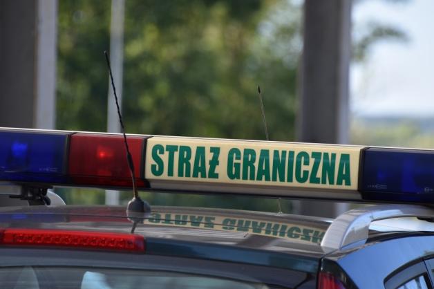 Pracowali nielegalnie na budowie