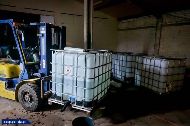 [VIDEO] 10 tys. Działek narkotyku na dobę - zlikwidowane laboratorium narkotyków na Mazowszu