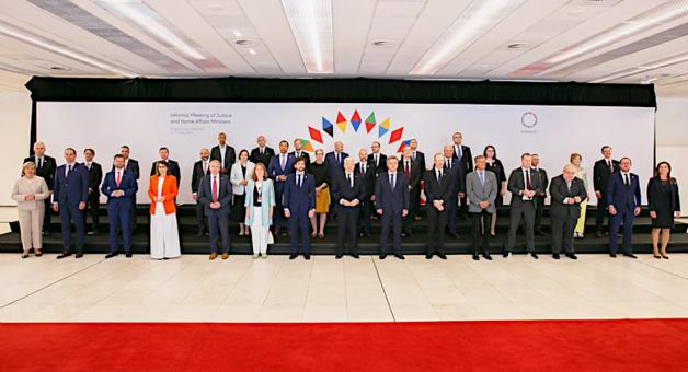 Spotkanie Rady ds. Wymiaru Sprawiedliwości z udziałem wiceministra Sebastiana Kalety w Pradze w sprawie zbrodni popełnionych na Ukrainie