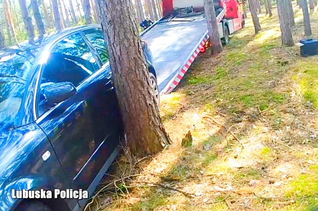 [VIDEO] Policyjny pościg za poszukiwanym mężczyzną w oku kamery