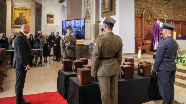 [VIDEO] Hołd dla ofiar sowieckiej agresji na Polskę. Prezydent Nawrocki: nie oddamy naszej wolności i pamięci o ofiarach
